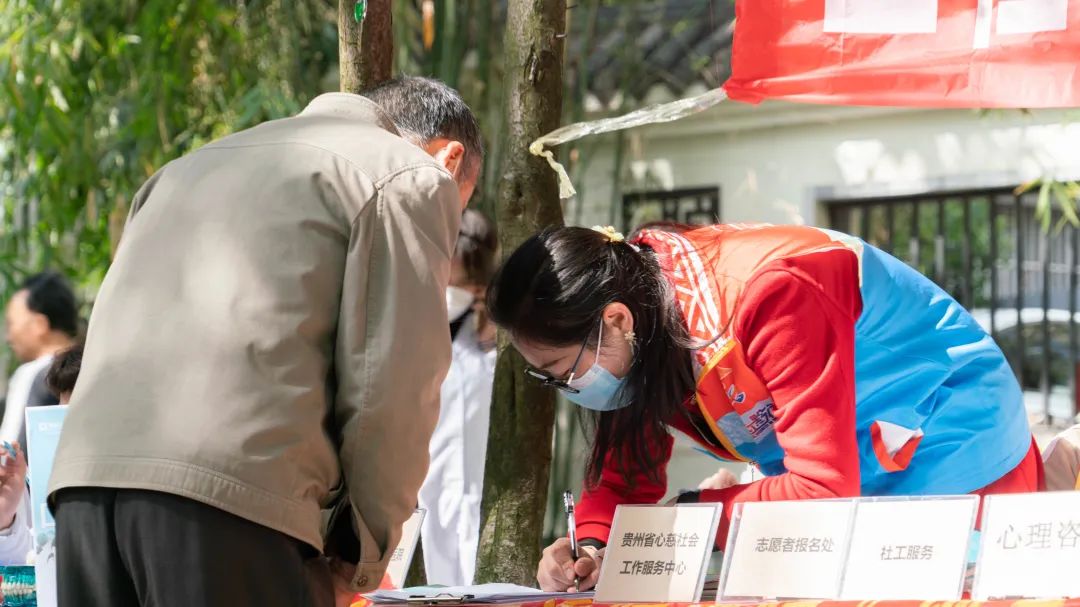 联慈活动|五社联动聚合力，社工服务暖基层(图2)